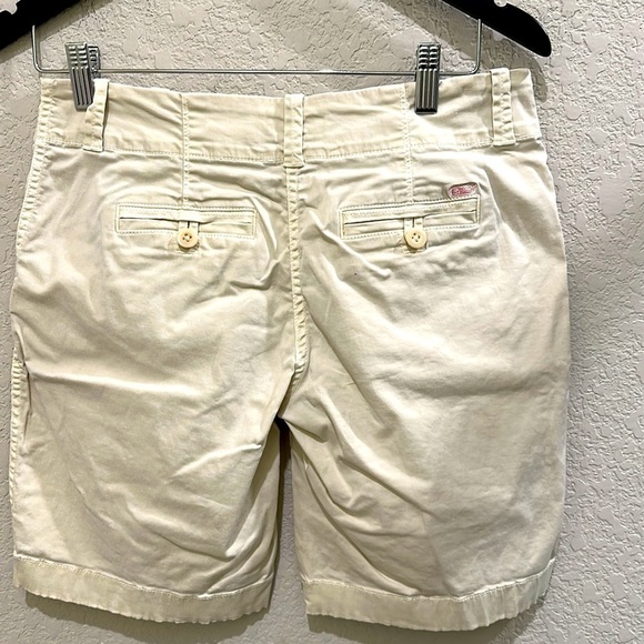 ▶️Vineyard Vines◀️ Shorts In Size 2. - Picture 8 of 15